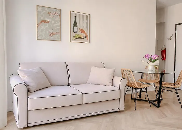 Apartament Velora *